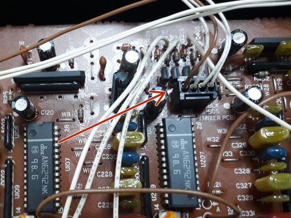 Tascam Portastudio 05 Broken Play Switch: crwdns2935265:04crwdnd2935265:02crwdnd2935265:02crwdne2935265:0