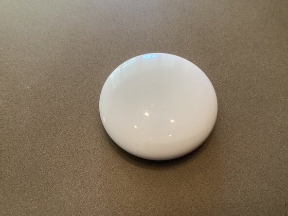 Apple Air Tag Teardown, Apple Air Tag Teardown: step 1, image 3 of 3