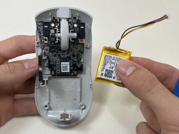 Alienware Pro Wireless Gaming Mouse Side Button Replacement: step 6, image 2 of 2