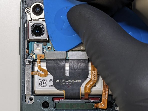 Samsung Galaxy Z Flip 3 Screen and Frame Assembly Replacement