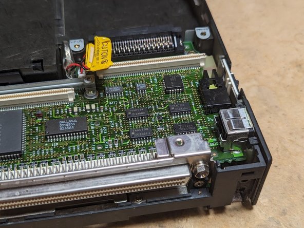 IBM Thinkpad 700C Disassembly, PS/2 Mouse Shield, Power Button, Coin Cell: crwdns2935265:025crwdnd2935265:02crwdnd2935265:02crwdne2935265:0