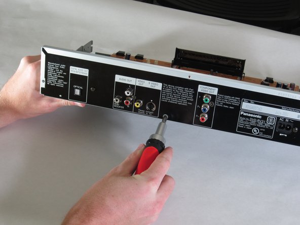 Removinging Panasonic DVD-RV31 Player Rear Panel, Rear Panel: crwdns2935265:03crwdnd2935265:02crwdnd2935265:02crwdne2935265:0