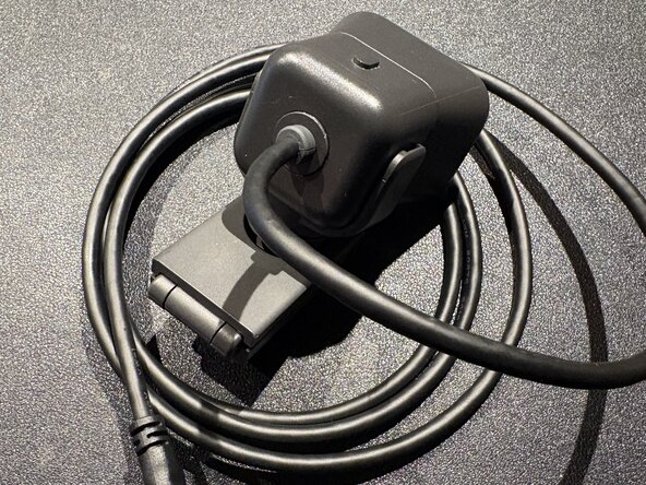 Logitech StreamCam (960-001286) Cable Replacement, Reassemble the camera: step 8, image 2 of 2