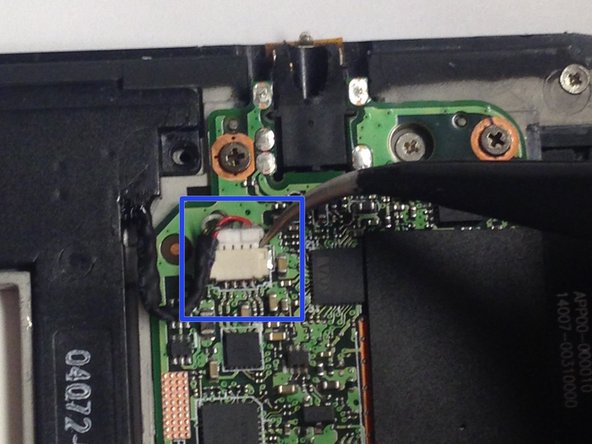 Asus TF300T Tablet Speaker Replacement, Speaker Removal: crwdns2935265:04crwdnd2935265:03crwdnd2935265:03crwdne2935265:0