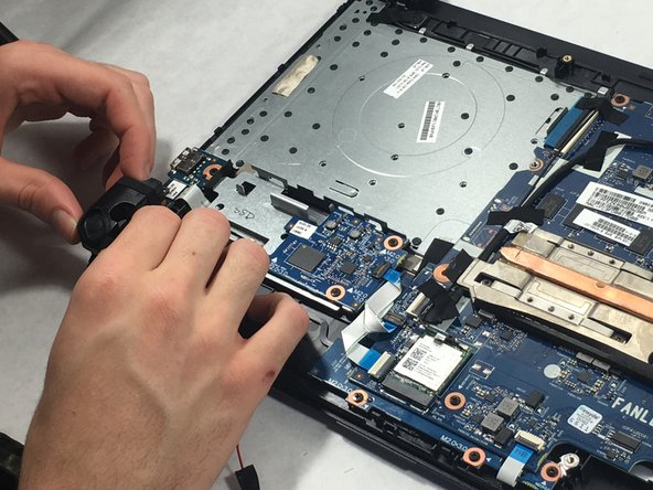 HP 14-ac151nr Internal Speakers Replacement, Internal Speakers: crwdns2935265:05crwdnd2935265:03crwdnd2935265:03crwdne2935265:0