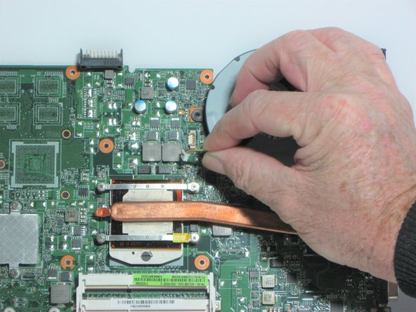 Asus K53E-BBR7 Fan Replacement: crwdns2935265:016crwdnd2935265:02crwdnd2935265:02crwdne2935265:0