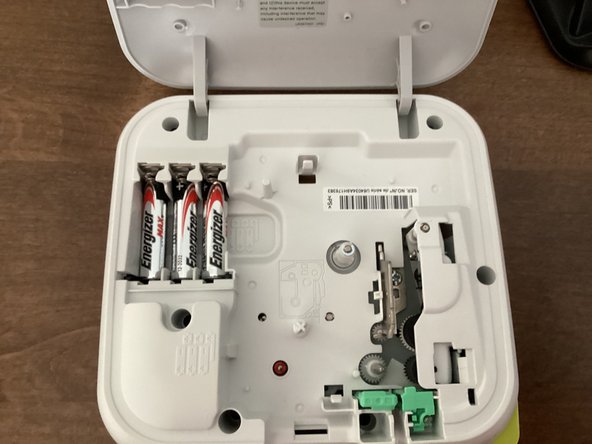 Brother PT-210 Battery Replacement, Batteries: crwdns2935265:02crwdnd2935265:02crwdnd2935265:03crwdne2935265:0