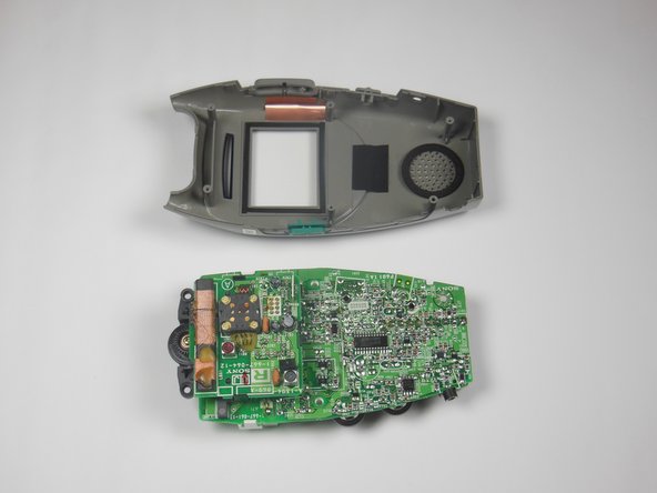 Sony FDL-220R Watchman Speaker Replacement, Remove circuit board: crwdns2935265:04crwdnd2935265:03crwdnd2935265:03crwdne2935265:0