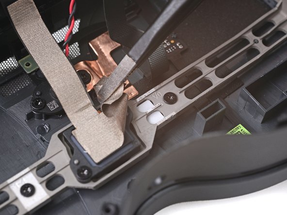 HTC Vive XR Elite Camera Array Replacement, Peel the tape: crwdns2935265:099crwdnd2935265:03crwdnd2935265:03crwdne2935265:0