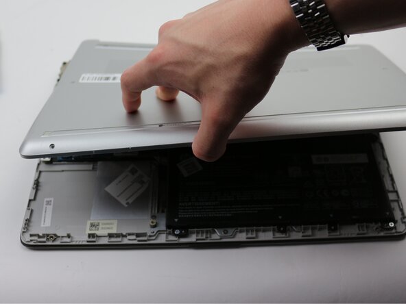 HP 14-dq5043cl Fan Replacement: crwdns2935265:03crwdnd2935265:03crwdnd2935265:03crwdne2935265:0