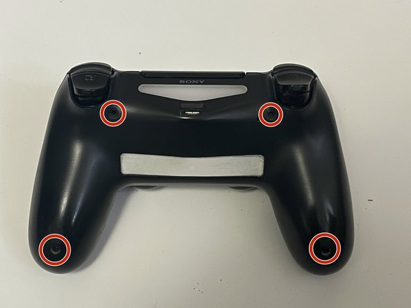 How to Clean The R2 and L2 Buttons on a Dualshock 4 CUH-ZCT2 Controller: crwdns2935265:00crwdnd2935265:01crwdnd2935265:03crwdne2935265:0
