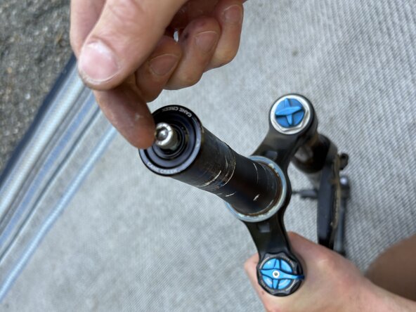 Fox32 Mountain Bike Front Air Suspension Fork Seal and Oil Replacement: étape 20, image 2 de 3