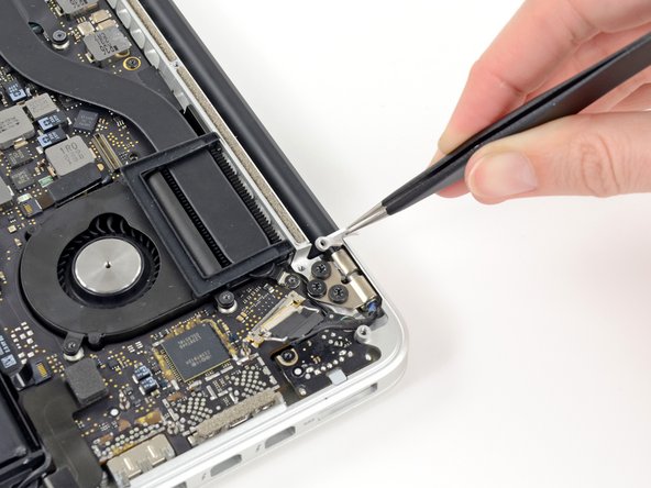 MacBook Pro 13" Retina Display Late 2012 LCD Cable Replacement: step 17, image 2 of 2