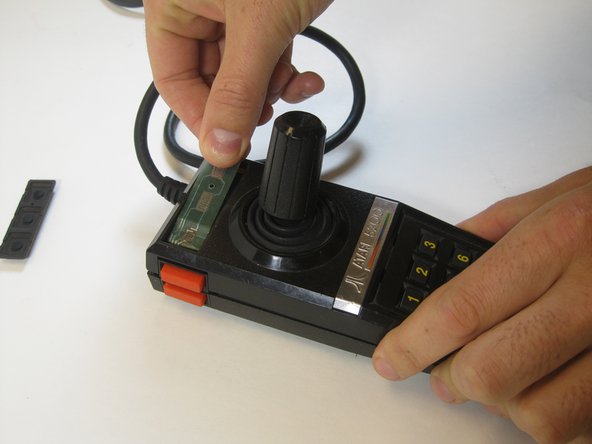 Atari 5200 Controller Side Buttons Replacement, Reassembly Part 2: crwdns2935265:04crwdnd2935265:02crwdnd2935265:02crwdne2935265:0