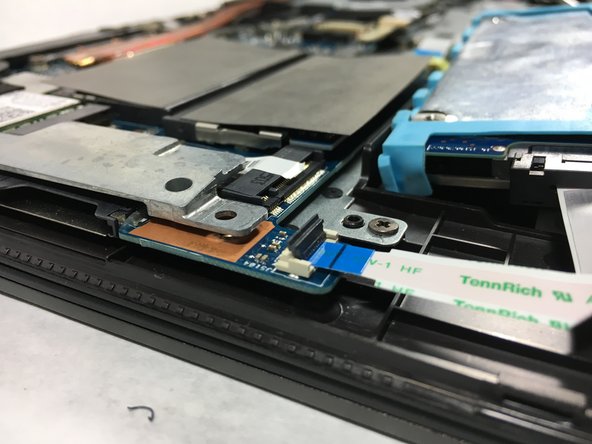 Toshiba Satellite P55W-C5316 Hard Drive Replacement: crwdns2935265:06crwdnd2935265:02crwdnd2935265:03crwdne2935265:0