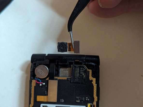 Alcatel Go Flip V Flip Phone Screen Replacement: шаг 9, изображение 2 из 2