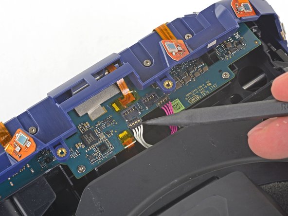 HTC Vive Pro ドーターボードの交換: 手順 20、 3の画像 3