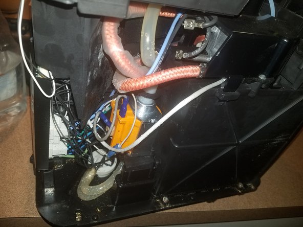 Saeco Intelia Maintenance, Keep out bugs!: crwdns2935265:04crwdnd2935265:02crwdnd2935265:02crwdne2935265:0