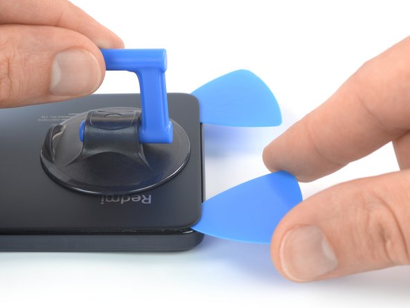 Xiaomi Redmi Note 11 Pro Screen Replacement, Slice the bottom edge adhesive: crwdns2935265:03crwdnd2935265:02crwdnd2935265:02crwdne2935265:0