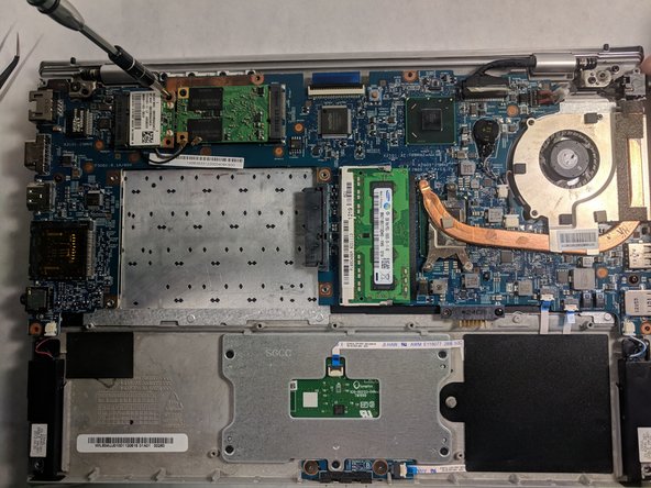 Sony Vaio SVT131A11L Keyboard Replacement: crwdns2935265:013crwdnd2935265:02crwdnd2935265:02crwdne2935265:0