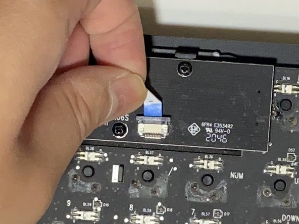 Razer BlackWidow Elite Volume Knob Replacement: crwdns2935265:07crwdnd2935265:03crwdnd2935265:03crwdne2935265:0