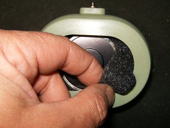 David Clark Over-Ear Headphones Right Dome Replacement: crwdns2935265:04crwdnd2935265:03crwdnd2935265:03crwdne2935265:0