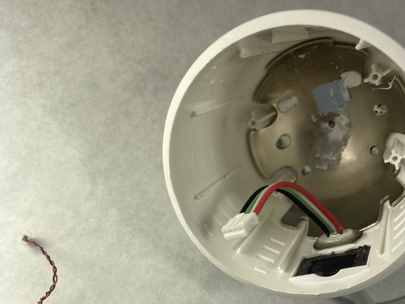 Nest Cam Outdoor S Battery Replacement, Battery: crwdns2935265:05crwdnd2935265:02crwdnd2935265:02crwdne2935265:0