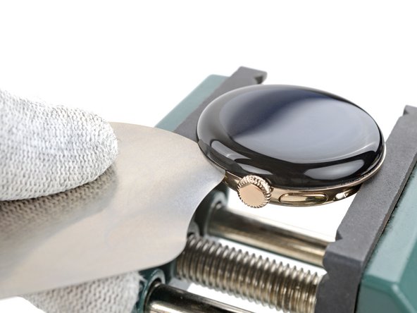 Google Pixel Watch 2 Vibration Motor Replacement, Insert an iFlex: step 6, image 2 of 3