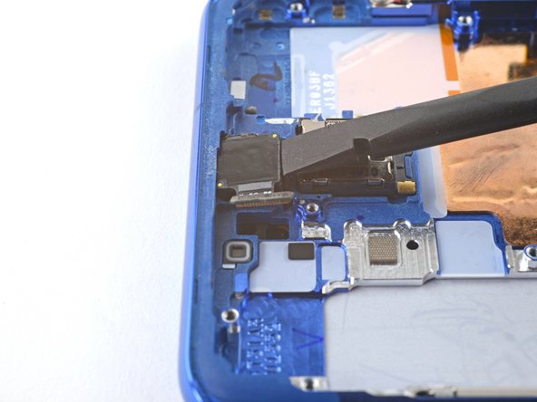 Samsung Galaxy S20+ Screen and Battery Assembly Replacement, Remove the front camera: crwdns2935265:044crwdnd2935265:02crwdnd2935265:03crwdne2935265:0