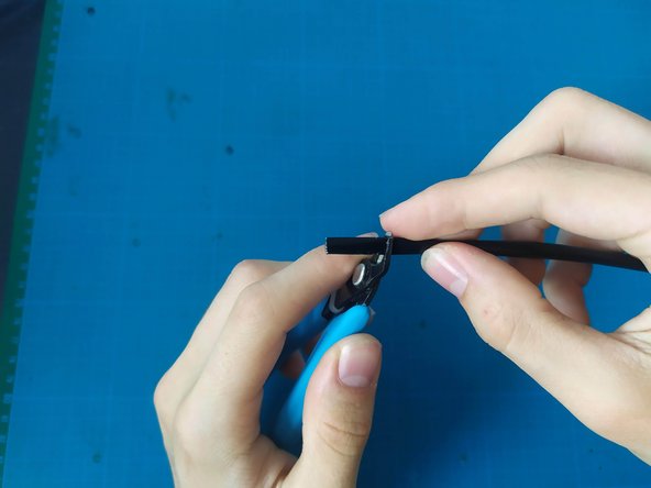 6- Montage PC Infinity, Modification du câble du ventilateur (suite): étape 6, image 2 de 3