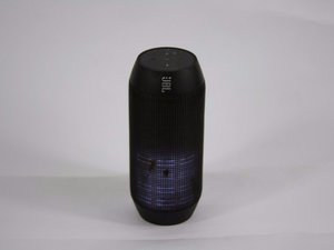 Jbl pulse store 3 flashing white