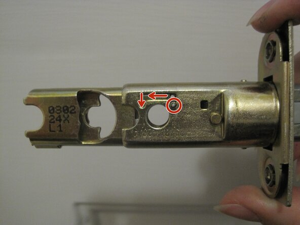 Weiser Amador Türgriffset an der Haustür austauschen: Schritt 9, Bild 2 von 3