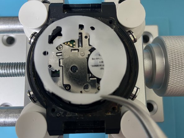 Casio G-shock GA-201 Battery Replacement, Removing gasket and movement holder: crwdns2935265:02crwdnd2935265:03crwdnd2935265:03crwdne2935265:0