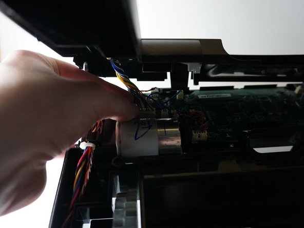 Neato BOTVAC CONNECTED Side Wheel Replacement: crwdns2935265:022crwdnd2935265:02crwdnd2935265:03crwdne2935265:0