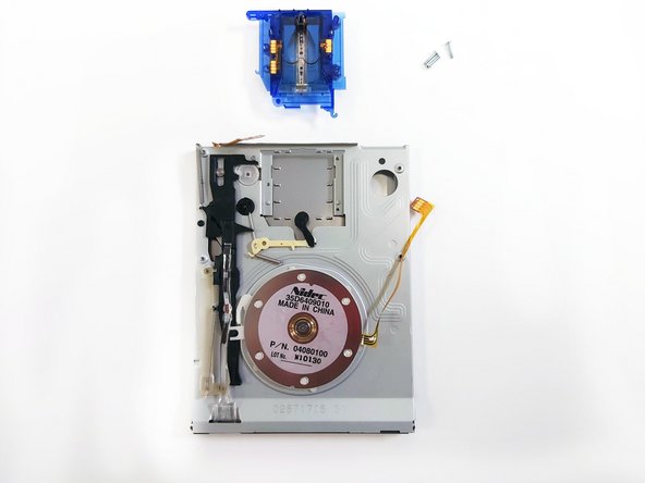 Iomega ZIP 250 MB External USB Teardown, Removal of the Blue Part: crwdns2935265:05crwdnd2935265:02crwdnd2935265:03crwdne2935265:0