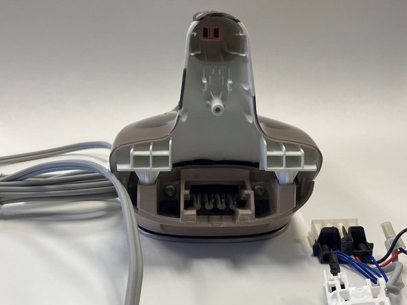 Rowenta Focus Power Assembly Replacement: crwdns2935265:05crwdnd2935265:02crwdnd2935265:03crwdne2935265:0