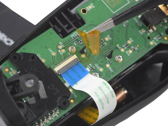 Backbone One Left Mainboard Replacement, Remove the protective tape: crwdns2935265:03crwdnd2935265:03crwdnd2935265:03crwdne2935265:0