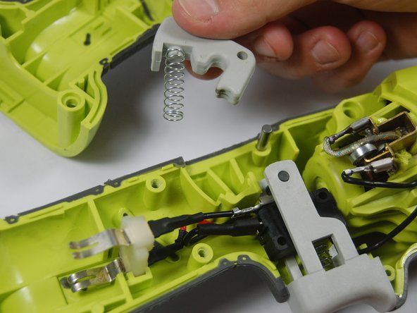 RYOBI P422 Body Replacement: crwdns2935265:05crwdnd2935265:03crwdnd2935265:03crwdne2935265:0