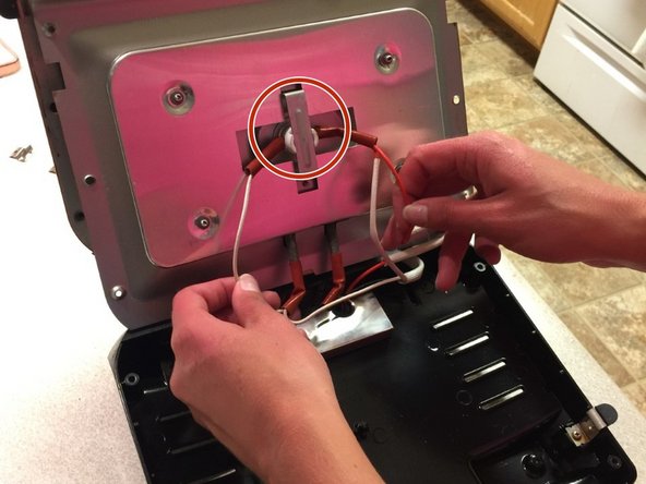 George Foreman Wire Repair: crwdns2935265:06crwdnd2935265:01crwdnd2935265:02crwdne2935265:0