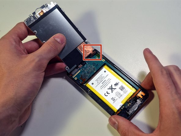 iPod Touch 4th Generation 30 Pin Dock Connector Replacement: crwdns2935265:08crwdnd2935265:02crwdnd2935265:02crwdne2935265:0