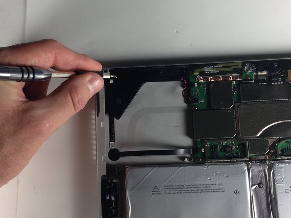 更换微软Surface Pro 4的左侧扬声器: 步骤 10 中的图像 3，3