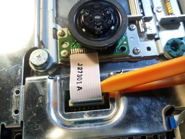 Sony Playstation 2 SCPH-77004 Laser Replacement, Disconnecting the drive part 1: crwdns2935265:010crwdnd2935265:02crwdnd2935265:03crwdne2935265:0