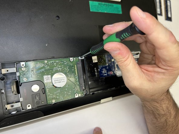 Dell Inspiron M731R Cooling Fan Replacement: step 5, image 1 of 3