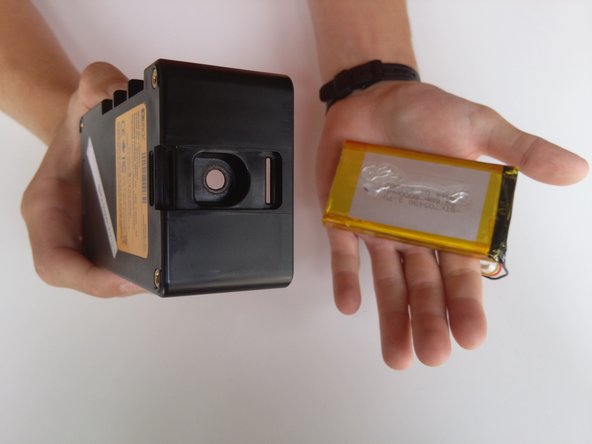 BRCK v1 Battery Replacement, Battery: crwdns2935265:011crwdnd2935265:03crwdnd2935265:03crwdne2935265:0