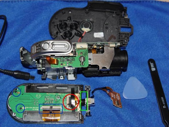 Samsung Camera LCD Replacement: adım 7, 3 resimden 3.