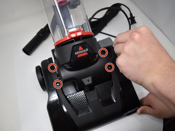 Bissell CleanView Compact 3508 Lower Hose Replacement: crwdns2935265:06crwdnd2935265:02crwdnd2935265:03crwdne2935265:0