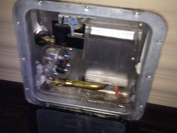 Wilwood 195BH Winterization, Water heater 2 - Water drain: crwdns2935265:08crwdnd2935265:03crwdnd2935265:03crwdne2935265:0