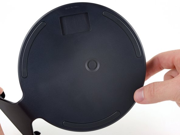 PlayStation 5 (2021 revision) Motherboard Replacement, Close the cubby: crwdns2935265:05crwdnd2935265:03crwdnd2935265:03crwdne2935265:0