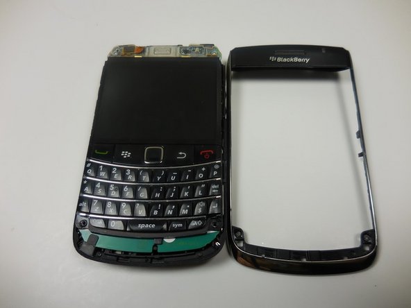 BlackBerry Bold 9700 LCD Display Replacement: crwdns2935265:05crwdnd2935265:03crwdnd2935265:03crwdne2935265:0
