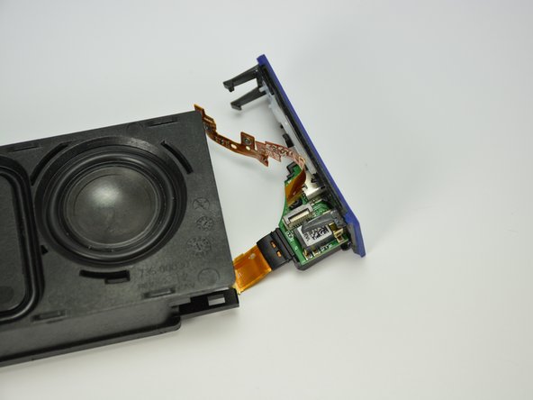 USB/Auxiliary Port: crwdns2935265:014crwdnd2935265:02crwdnd2935265:02crwdne2935265:0